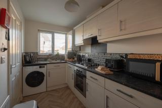 Pottery Wharf By Horizon Stays - 4