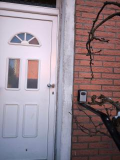 Monteur wohnung in Neumünster 2 Zimmer Dachgeschoss - 9