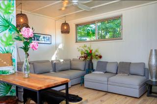 Bohemian included boat supboards and pool 5 minutes by boat from parking to the bohemien - 2