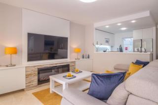 Luxury DelMare Marbella Pool Family Only - Marbella - 9