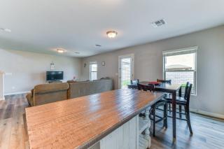 Pet-Friendly Home with Fenced Yard in Florence! - Florence - 3