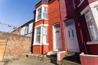 St Davids House - Spacious 4 Bedrooms - Contractor Friendly - 7