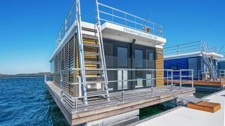 Hausboot Geiseltalsee - Floating House - WELL Hausboote - Family & Friends - Braunsbedra - 1