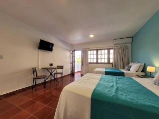 Calypso Beach Hotel by The Urbn House Santo Domingo Airport - Boca Chica - 8