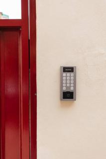 Garden by Holistay - 4