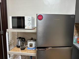 2BR Top Floor spacious unit in Mandaluyong - Manila - 2