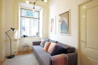 BH2 Charm in bohemian Bairro Alto * 4Bdr * old style - Lissabon - 0