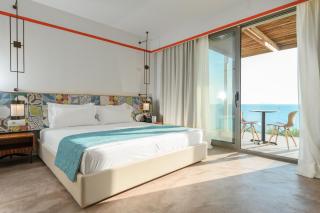Folie Marine Hotel & Beach Club - 9