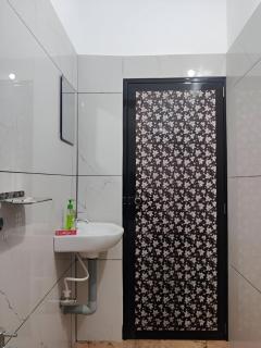 Spacious 2BHK Near Airport - Cochin - 1