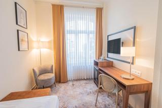 Hotel Villa am Kurpark - Bad Homburg vor der Höhe - 4