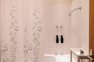 Stilvoll&ruhig wohnen am Wasser - 3