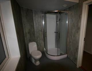 Helt hus: Sneveien 75 - 6