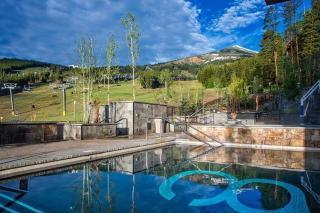 Grand Colorado on Peak 8 - 2 bedroom ski-in/ski-out - 1