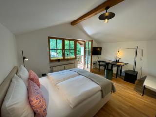 Design-Studio mit Zugspitzblick - Grainau - 8