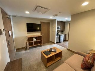 Grand Colorado on Peak 8 - 2 bedroom ski-in/ski-out - 7