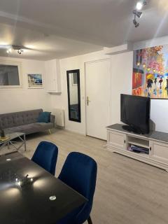 Porte de Paris- les Puces - Saint-Ouen - 0