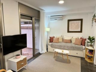 Private terrace 1BR apt - 4min walk to the beach - Pineda de Mar - 3