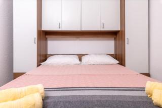 Apartments Serzane - Zastražišće - 3