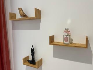 T2 moderne totalement rénové, hypercentre Rochefort, arrivée autonome - 3