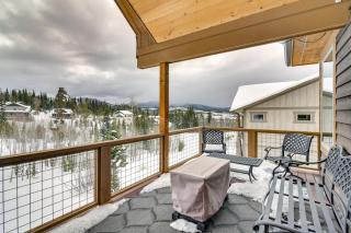 Family Home with Hot Tub 6 Mi to Winter Park Resort - 6