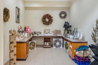 Best Western PLUS Peppertree Inn at Omak - Omak - 5