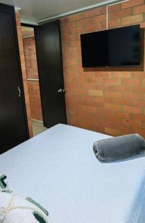 Cuatro Gatos Casa Hotel - 4