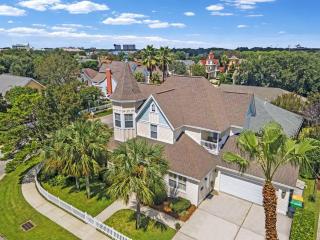 Large Beach House 4 Br 3.5 Ba 130 to Pool - Destin - 0