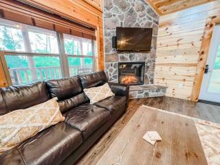 Indoor Heated Pool Hot Tub Cabin - 2