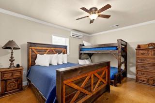 River Road Villas #2 - 2