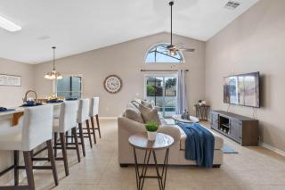 Family Retreat w/ Pool & Foosball, 8.5mi to Disney! - Davenport - 2