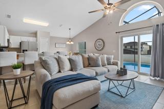 Family Retreat w/ Pool & Foosball, 8.5mi to Disney! - Davenport - 9