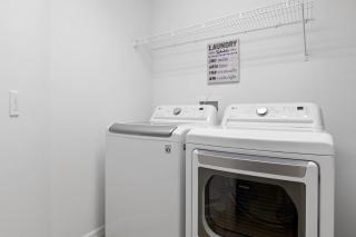 Family Retreat w/ Pool & Foosball, 8.5mi to Disney! - 4