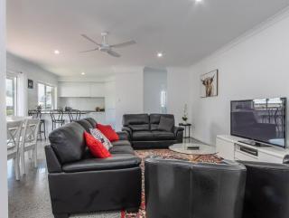 Coastal Relaxation in Banora - Kurrara - 9