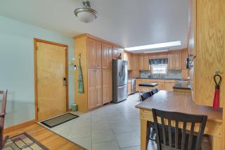 Large Home with Deck and Grill about 9 Mi to Virginia Tech - Christiansburg - 3