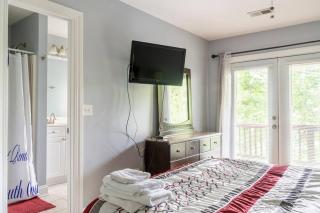 Private room balcony and bathroom in Charleston - Charleston - 1