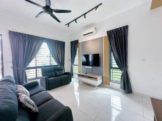 A13 Family Stay in Nasa City Dato Onn - 3