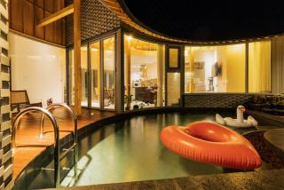 Jeju Seuteisamdaloreum - 2