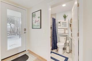 Palm Studio Apartment near Lake Hollingworth - 3