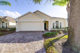 3 bedroom South facing home on gated Highgate Park - Davenport - 0