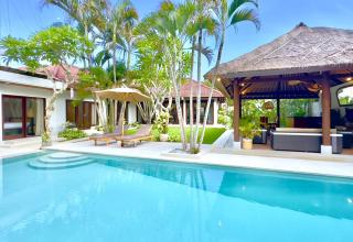An Amazing 6BDR Private Family Villa with Pool - Tanah Lot - 9