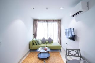 Pool View 1 BR Apartment With Greenery and Gym - Heart of Siem Reap 3rd floor - Siem Reap - 3