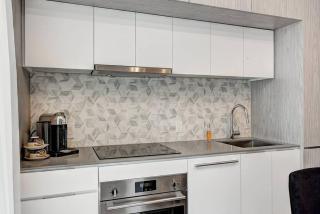 Luxury Downtown Escape Pool & Free Parking - Montreal - 7