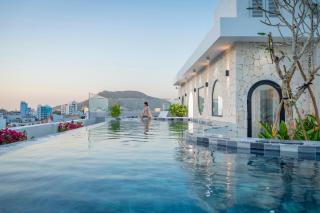 V Boutique Hotel - Complimentary refreshments - 6