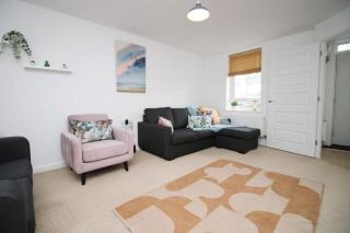 De Haia Road 3BR House Newport - 5