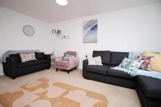 De Haia Road 3BR House Newport - 2