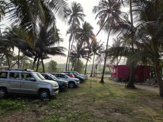 Saikani Beach Resort & Eco stay - Virāmpattinam - 3