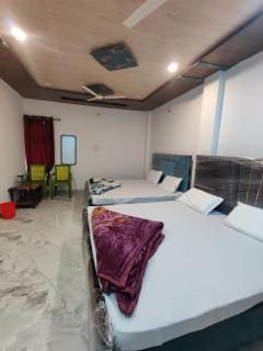 Hotel Rama Inn - Varanasi - 3