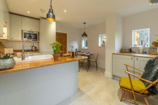 Barnwell Cottage - 0