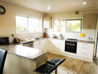 Sunshine hillcrest home - Auckland - 3