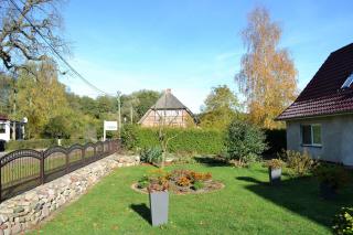Ferienhaus mitten in der Natur, separater Eingang, Garten - - 8